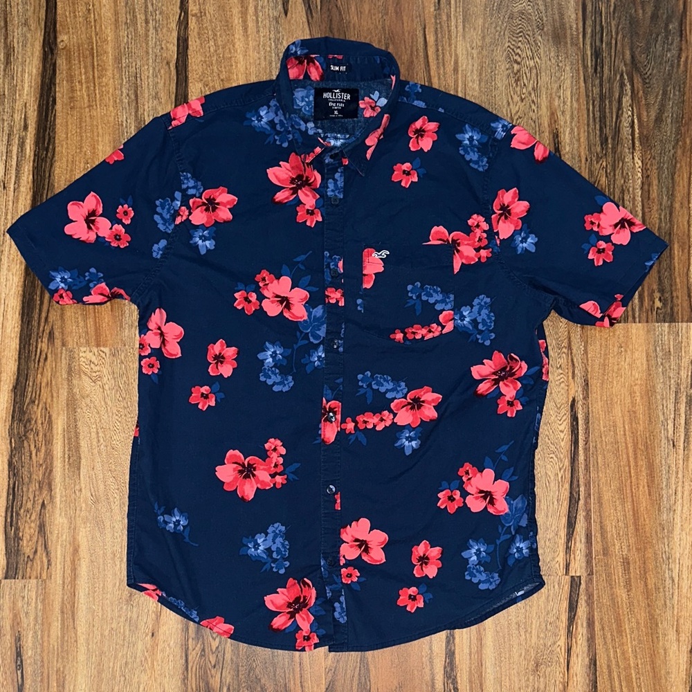 Hollister Men's Tropical Floral Blue Button Up Top Size XL Slim Fit Epic Flex